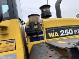 KOMATSU WA 250-6 front loader