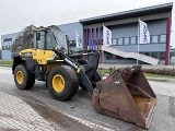 KOMATSU WA 250-6 front loader