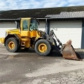 VOLVO L 90 E front loader