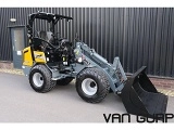 GIANT G2500HD front loader