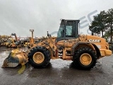 CASE 621 D front loader