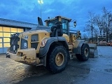 VOLVO L110H front loader