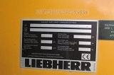 LIEBHERR L 586 front loader
