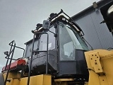 CATERPILLAR 982M front loader