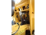 CATERPILLAR 907M front loader