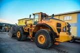 VOLVO L260H front loader