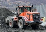 DOOSAN DL 300 front loader