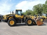 KOMATSU WA380-7 front loader