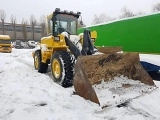 VOLVO L 90 front loader