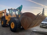 VOLVO L220H front loader