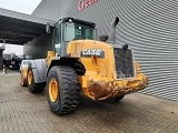 CASE 821 F front loader