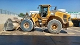 VOLVO L180H front loader