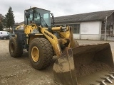 KOMATSU WA320-5 front loader