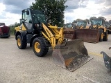 KOMATSU WA90-6 front loader