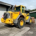 VOLVO L 90 E front loader