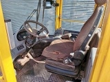 VOLVO L220 front loader