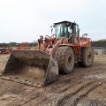 HITACHI W 270 front loader