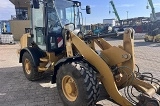 CATERPILLAR 907 H2 front loader