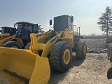 KOMATSU WA380-1 front loader