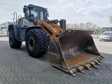 LIEBHERR L 586 front loader