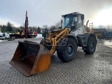 LIEBHERR L 538 front loader