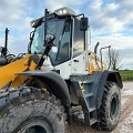 LIEBHERR L 526 front loader