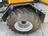 GIANT G2700HD front loader