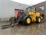 VOLVO L 330 E front loader