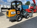 GIANT G2700HD front loader