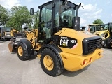 CATERPILLAR 907H front loader