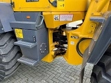 KOMATSU WA 270-3 front loader