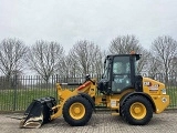 CATERPILLAR 908 front loader