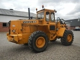 VOLVO L 90 front loader