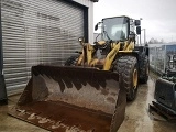 KOMATSU WA400-5 front loader