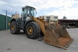 LIEBHERR L 554 front loader