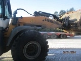 LIEBHERR L 550 front loader