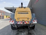 LIEBHERR L 586 front loader