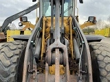 VOLVO L 90 E front loader