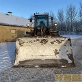 KOMATSU WA380-5 front loader