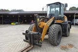 CASE 621G front loader