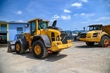 VOLVO L90H front loader