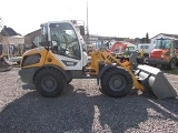 LIEBHERR L 506 Compact front loader