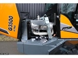 GIANT G3500 front loader