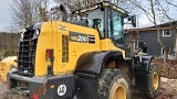 KOMATSU WA 200 front loader