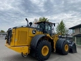 JOHN-DEERE 744 K front loader