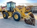 CATERPILLAR 930M front loader