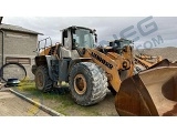 LIEBHERR L 586 front loader