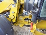 CATERPILLAR 908 H2 front loader