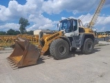 LIEBHERR L 566 XPower front loader