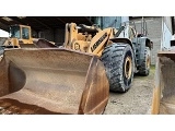 LIEBHERR L 586 front loader